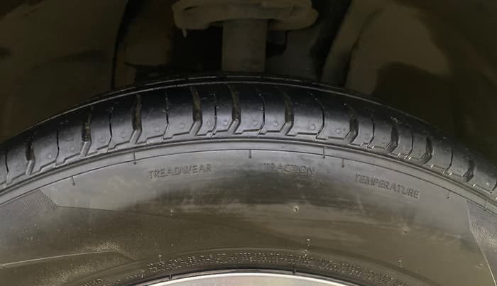 2019 Tata NEXON XZA PLUS DIESEL, Diesel, Automatic, 95,608 km, Right Front Tyre Tread
