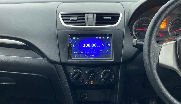 2014 Maruti Swift VXI D, Petrol, Manual, 77,934 km, Air Conditioner