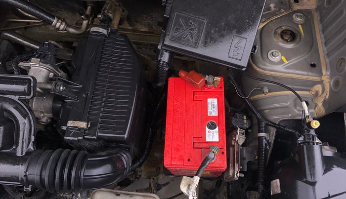 2018 Renault Kwid RXT 1.0 (O), Petrol, Manual, 84,581 km, Engine View - Left