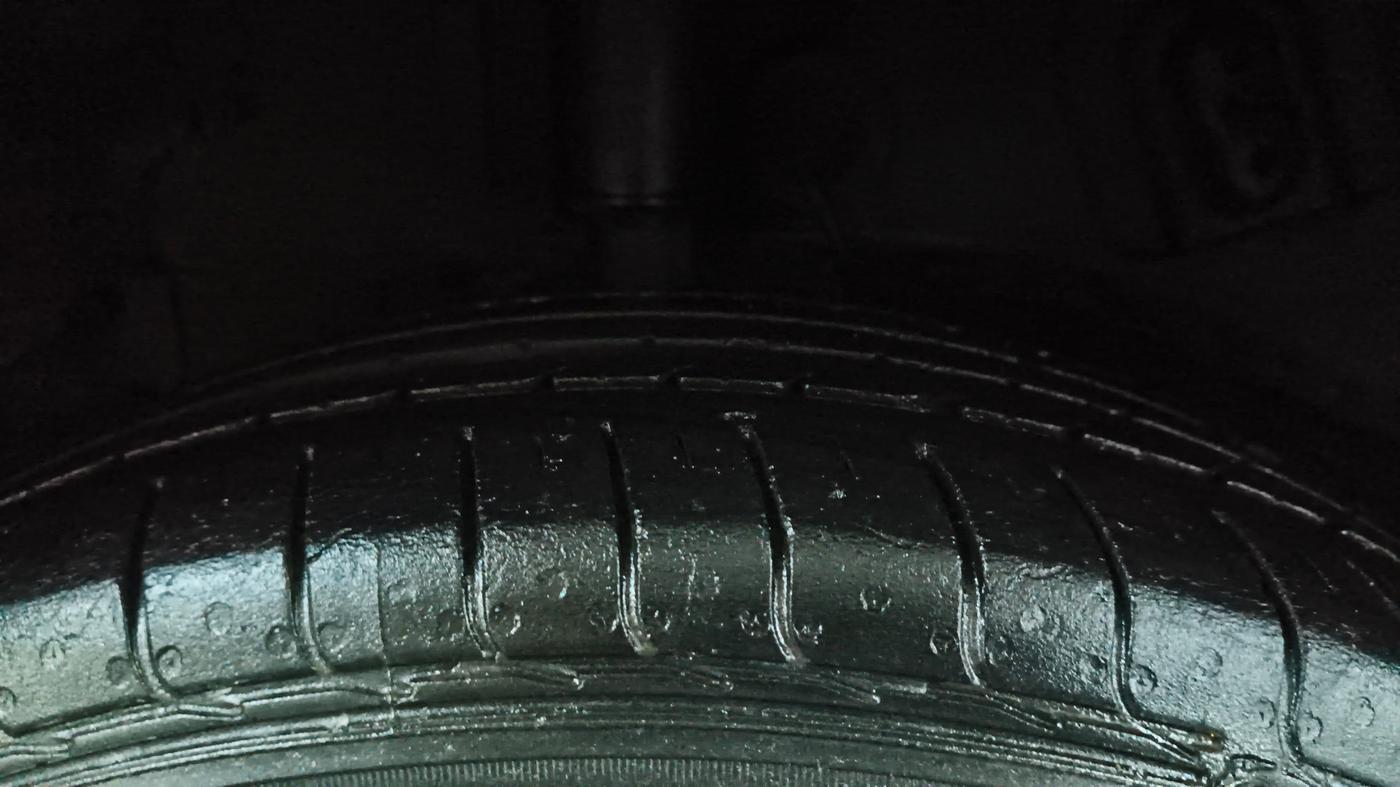 2022 Tata NEXON XM PETROL, Petrol, Manual, 74,200 km, Right Rear Tyre Tread