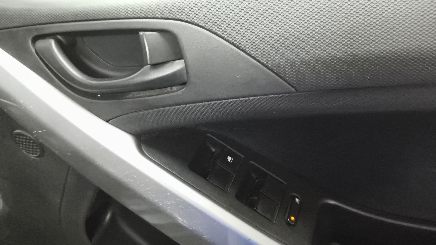 2022 Tata NEXON XM PETROL, Petrol, Manual, 74,200 km, Driver Side Door Panels Control