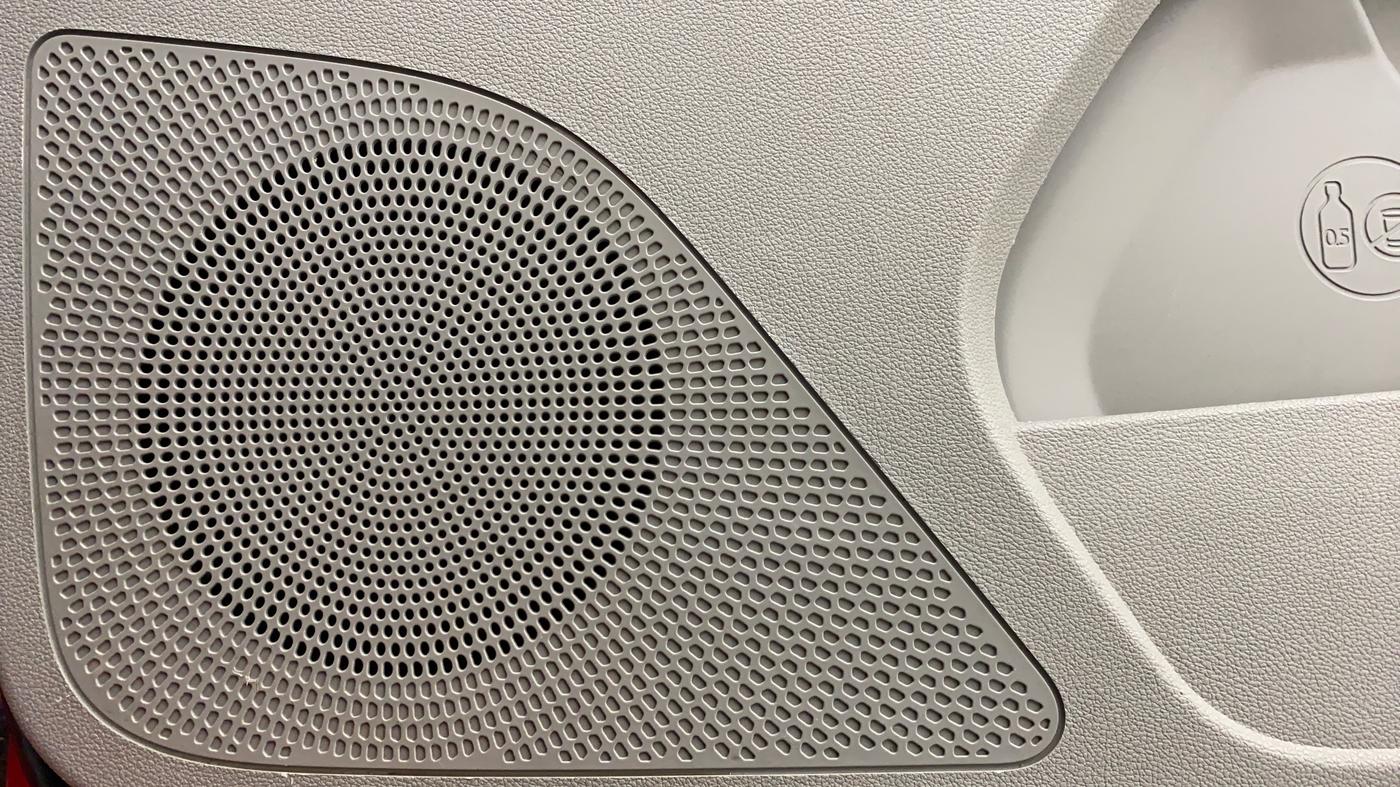 2018 Tata Tiago XZ 1.2 REVOTRON, Petrol, Manual, 62,028 km, Speaker