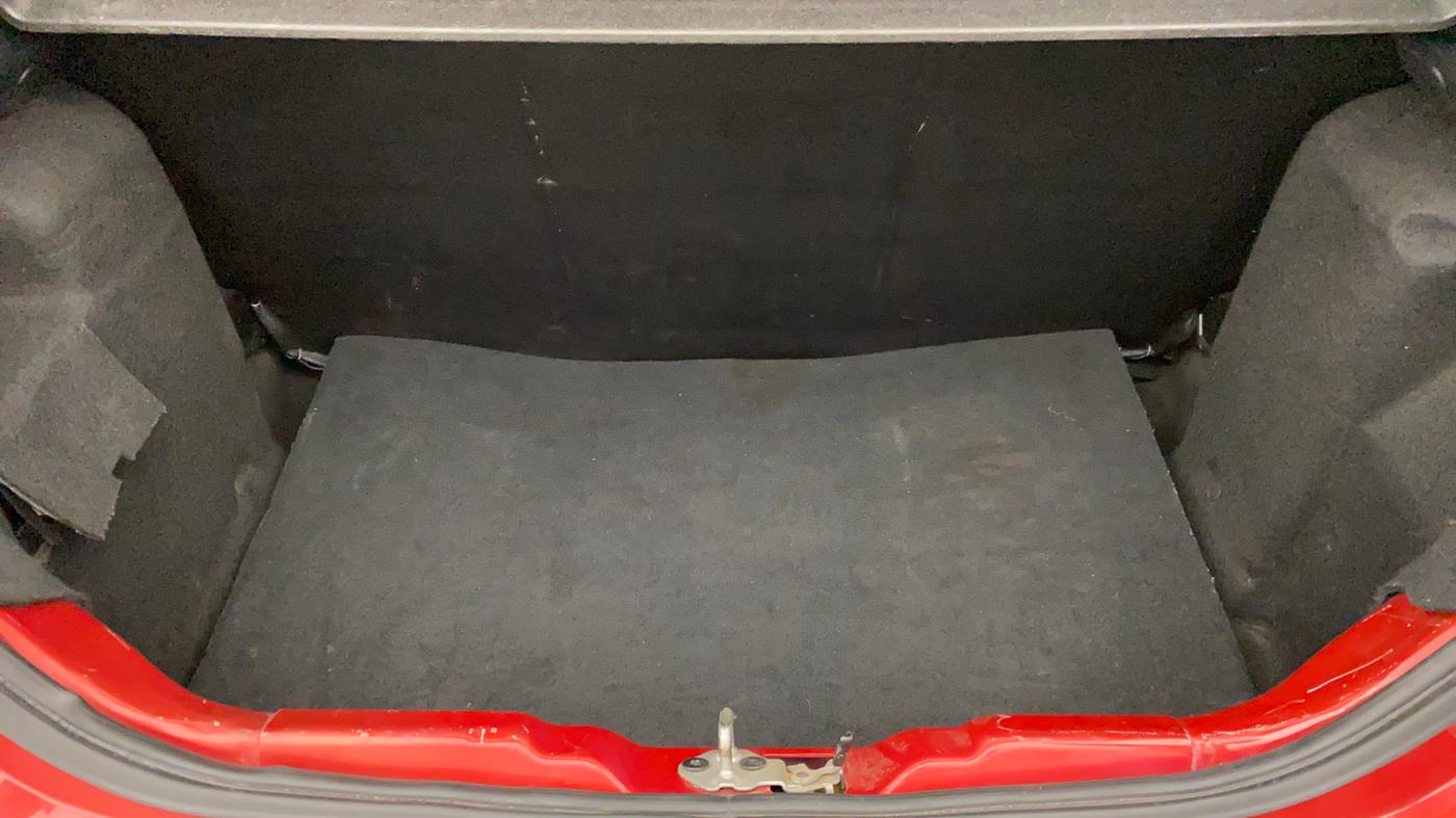 2018 Tata Tiago XZ 1.2 REVOTRON, Petrol, Manual, 62,028 km, Boot Inside