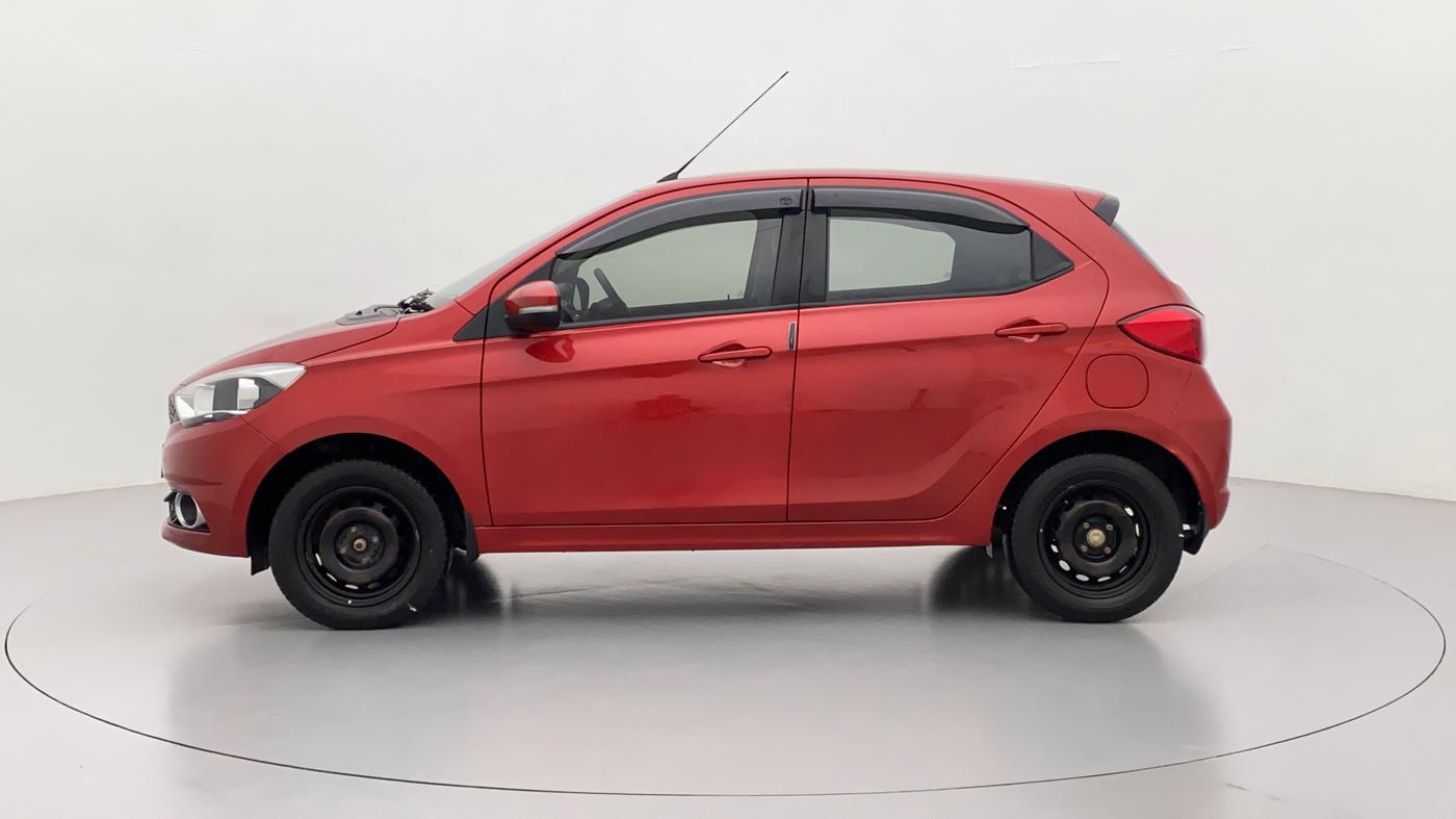 2018 Tata Tiago XZ 1.2 REVOTRON, Petrol, Manual, 62,028 km, Left Side