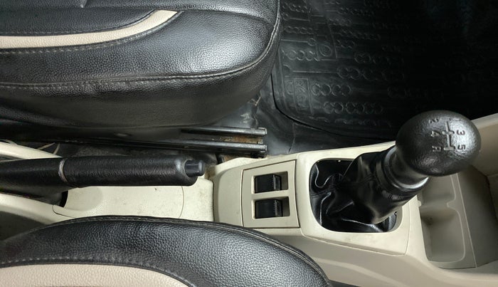 2019 Maruti Alto LXI CNG, CNG, Manual, 54,831 km, Gear Lever