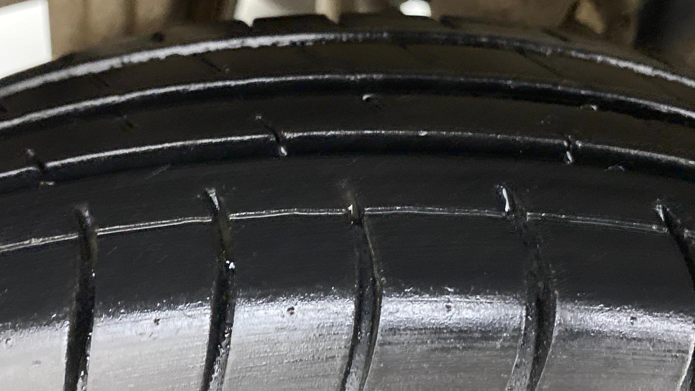 2019 Maruti Alto LXI CNG, CNG, Manual, 54,831 km, Right Rear Tyre Tread