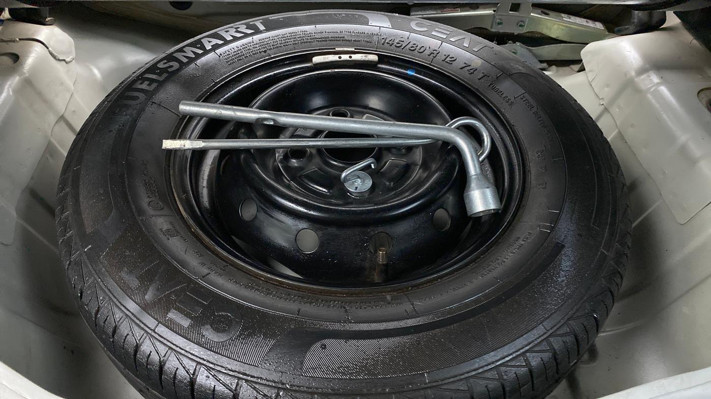2019 Maruti Alto LXI CNG, CNG, Manual, 54,831 km, Spare Tyre