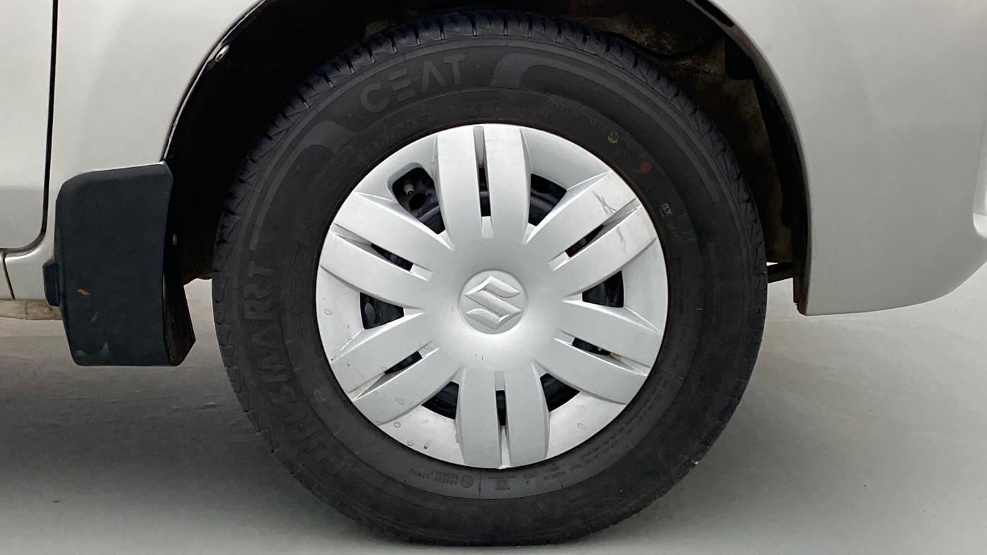 2019 Maruti Alto LXI CNG, CNG, Manual, 54,831 km, Right Front Wheel
