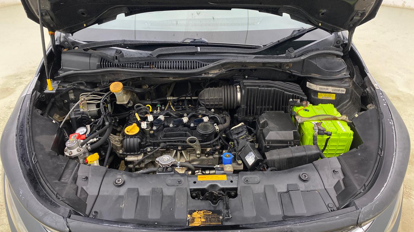2020 Tata ALTROZ XT PETROL, CNG, Manual, 70,603 km, Engine View
