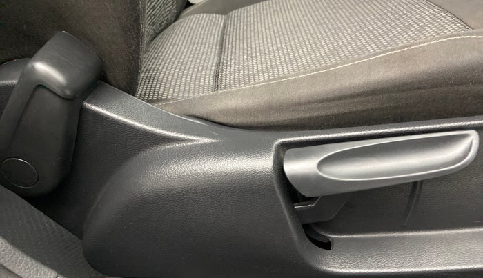 2017 Volkswagen Polo COMFORTLINE 1.2L PETROL, Petrol, Manual, 39,156 km, Driver Side Adjustment Panel