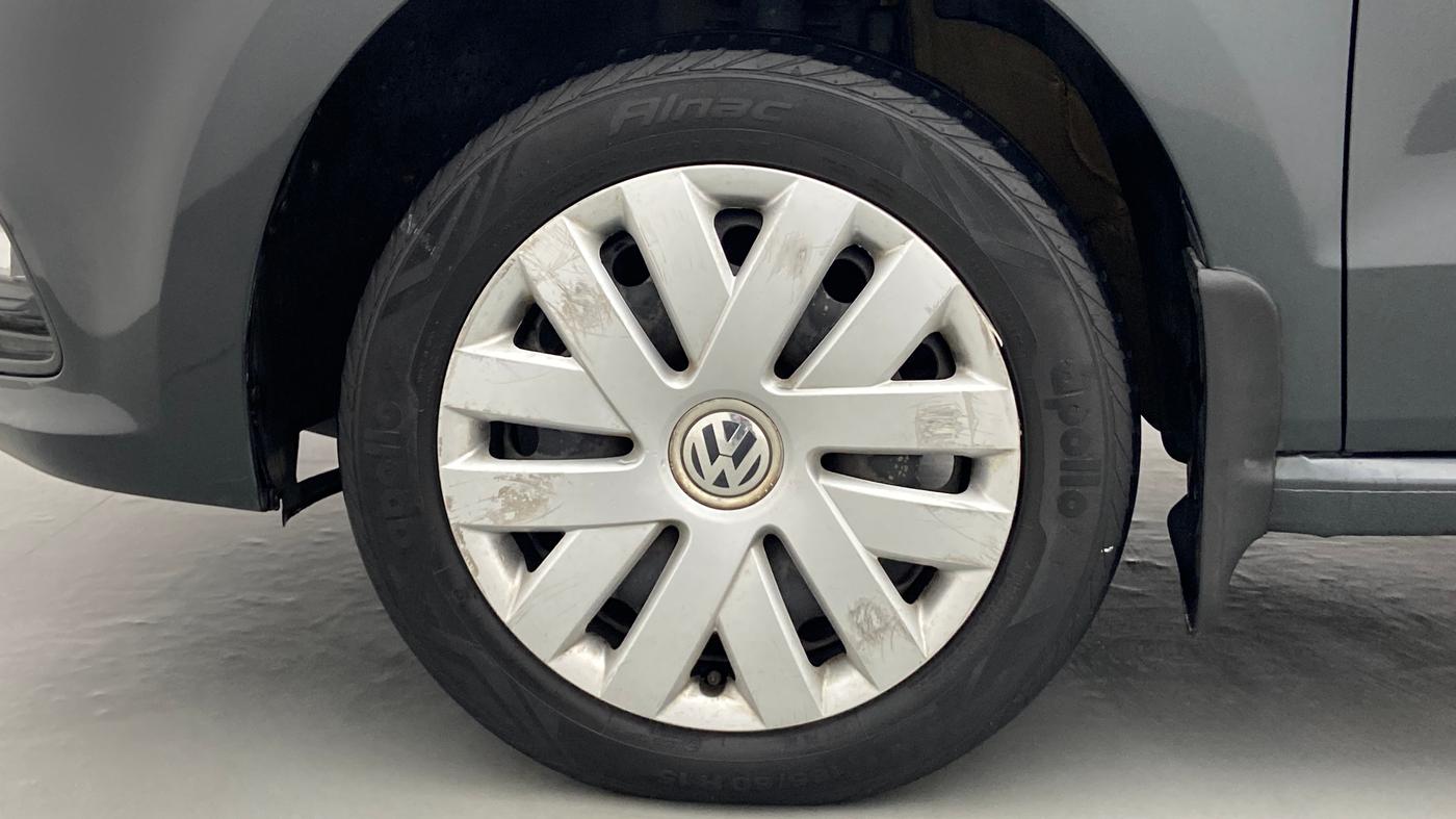 2017 Volkswagen Polo COMFORTLINE 1.2L PETROL, Petrol, Manual, 39,156 km, Left Front Wheel