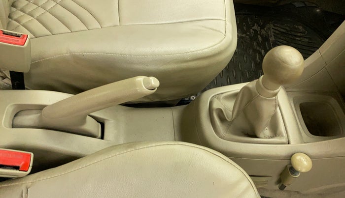 2018 Maruti Swift Dzire TOUR S-CNG, CNG, Manual, 71,516 km, Gear Lever