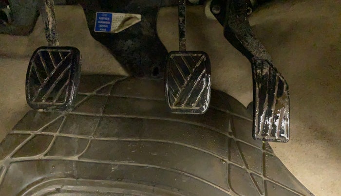 2018 Maruti Swift Dzire TOUR S-CNG, CNG, Manual, 71,516 km, Pedals