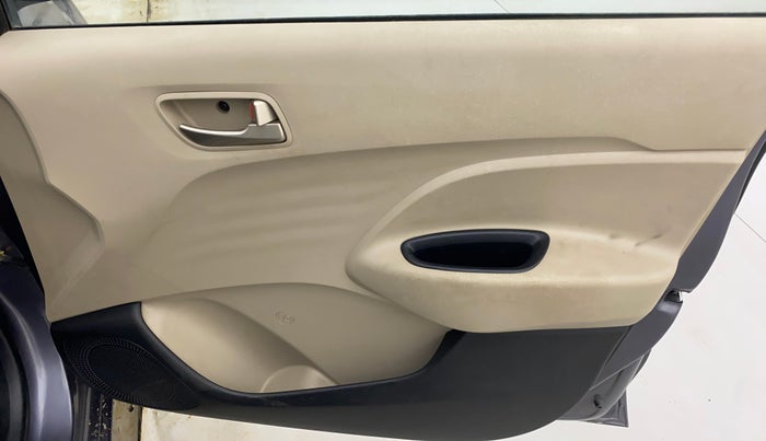 2018 Hyundai NEW SANTRO SPORTZ MT, Petrol, Manual, 30,607 km, Driver Side Door Panels Control