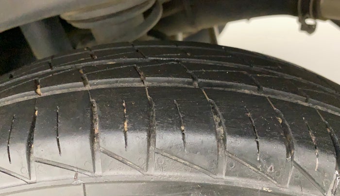 2021 Maruti Alto VXI PLUS, Petrol, Manual, 17,120 km, Left Rear Tyre Tread