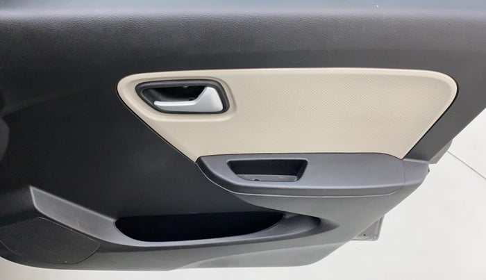 2021 Maruti Alto VXI PLUS, Petrol, Manual, 17,120 km, Driver Side Door Panels Control