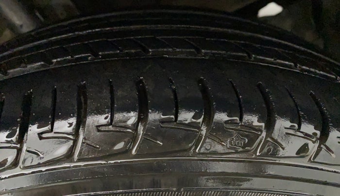 2019 Maruti Baleno DELTA PETROL 1.2, Petrol, Manual, 42,603 km, Left Front Tyre Tread