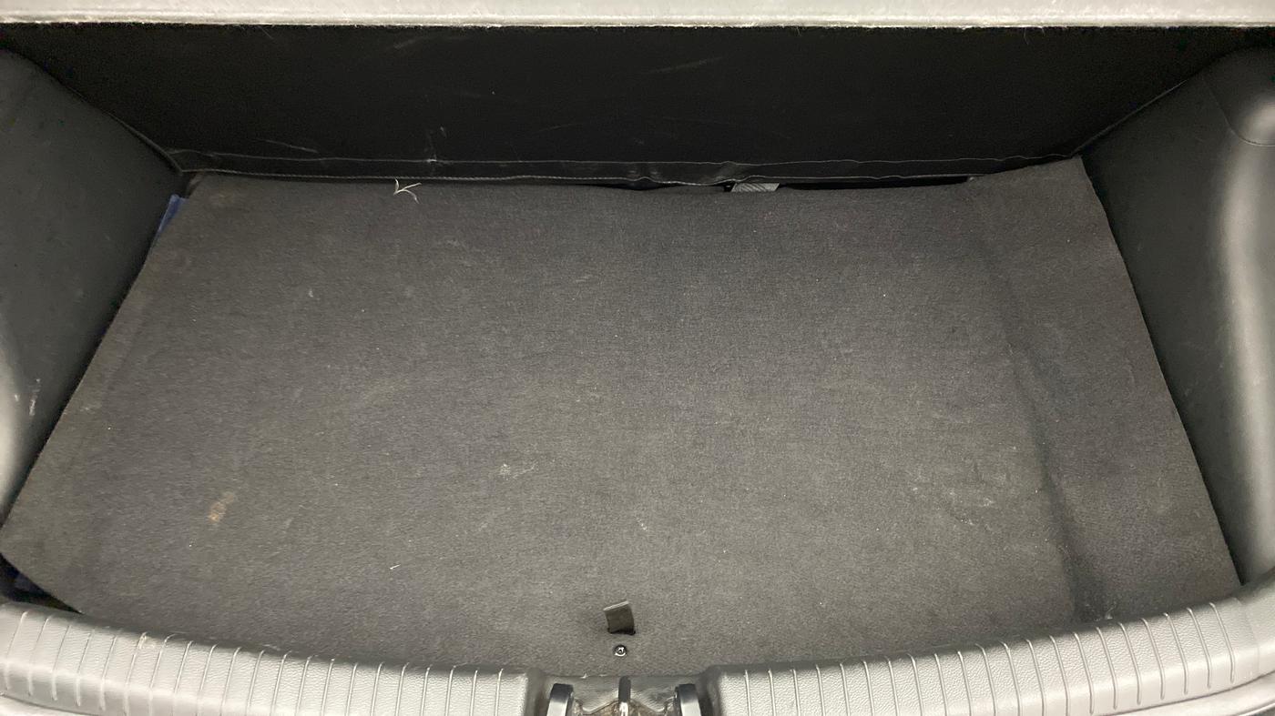 2017 Hyundai Grand i10 SPORTZ O 1.2, Petrol, Manual, 51,785 km, Boot Inside