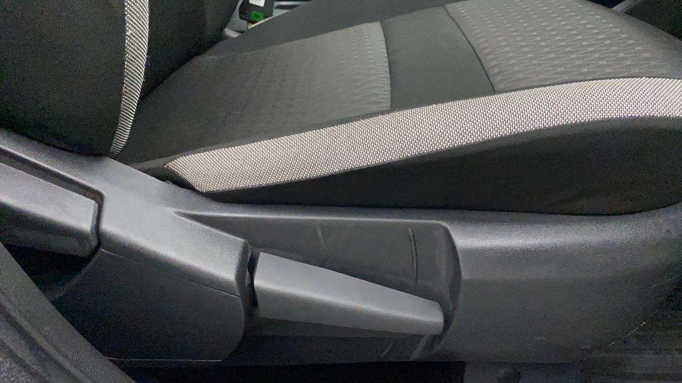 2021 Nissan MAGNITE XV TURBO DUAL TONE, Petrol, Manual, 1,465 km, Driver Side Adjustment Panel
