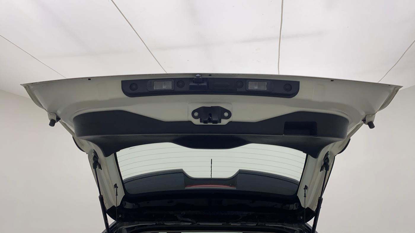 2021 Nissan MAGNITE XV TURBO DUAL TONE, Petrol, Manual, 1,465 km, Boot Door Open
