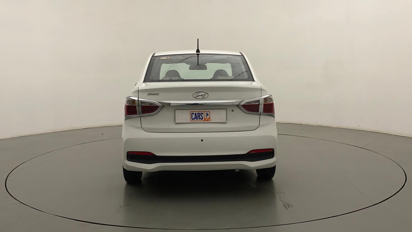 2017 Hyundai Xcent E+, CNG, Manual, 70,800 km, Back/Rear