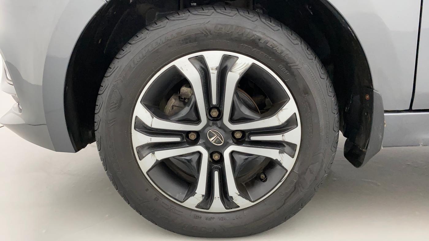 2022 Tata Tiago XZ PLUS CNG, CNG, Manual, 26,574 km, Left Front Wheel