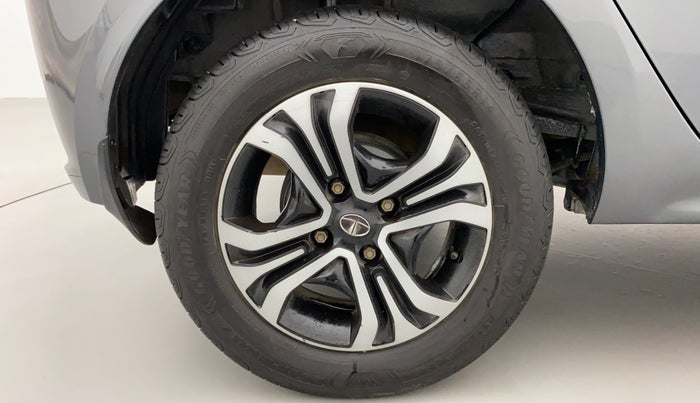 2022 Tata Tiago XZ PLUS CNG, CNG, Manual, 26,574 km, Right Rear Wheel