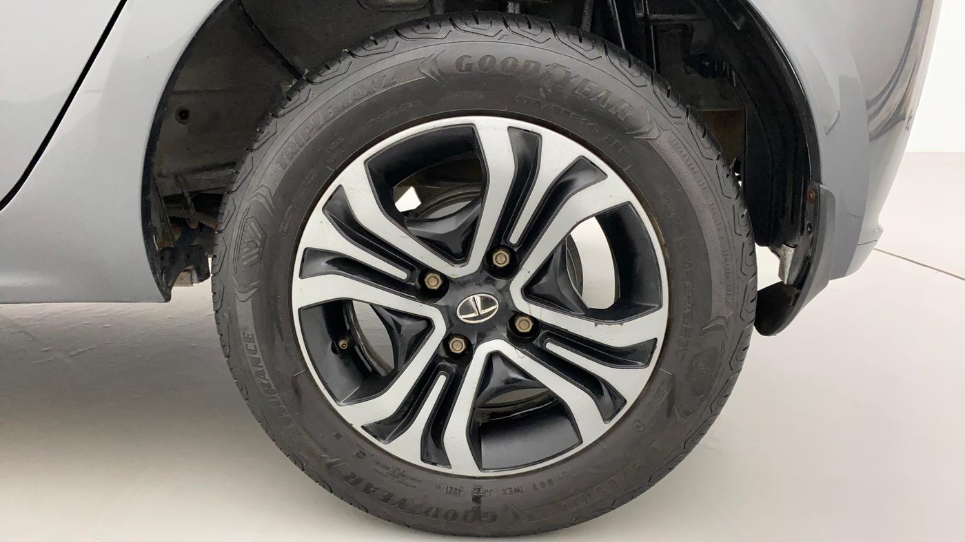 2022 Tata Tiago XZ PLUS CNG, CNG, Manual, 26,574 km, Left Rear Wheel