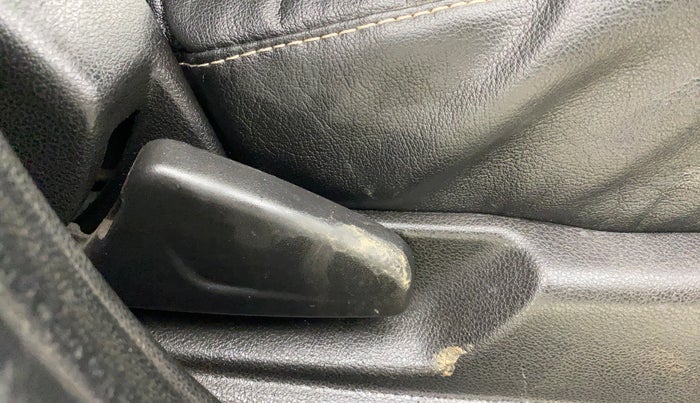 2017 Renault Kwid CLIMBER 1.0 AMT, Petrol, Automatic, 43,063 km, Driver Side Adjustment Panel