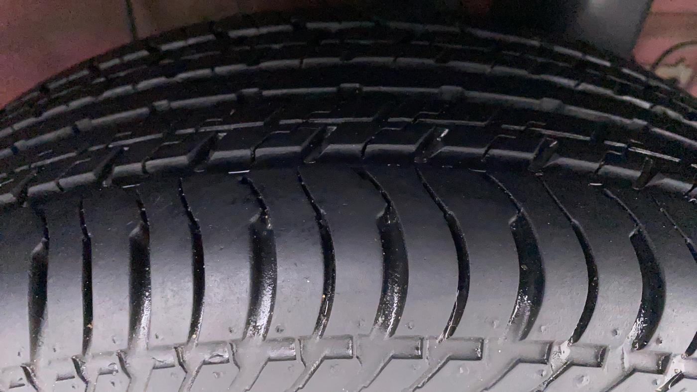 2019 Hyundai Elite i20 1.2 MAGNA PLUS VTVT, Petrol, Manual, Left Rear Tyre Tread