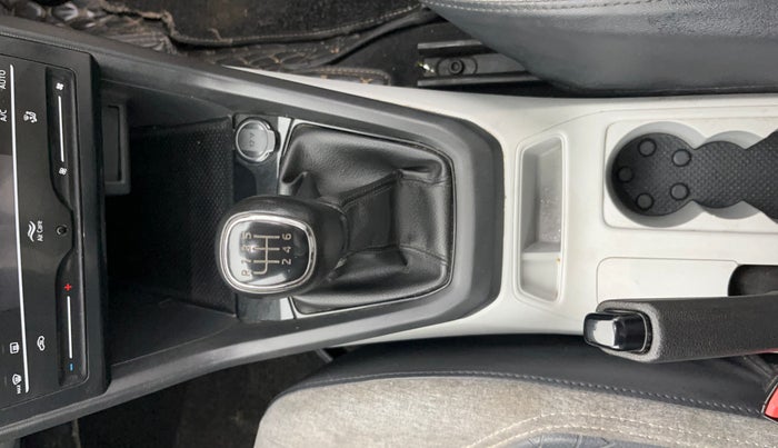 2023 Skoda KUSHAQ Active plus 1.0 TSI , Petrol, Manual, 76,073 km, Gear Lever