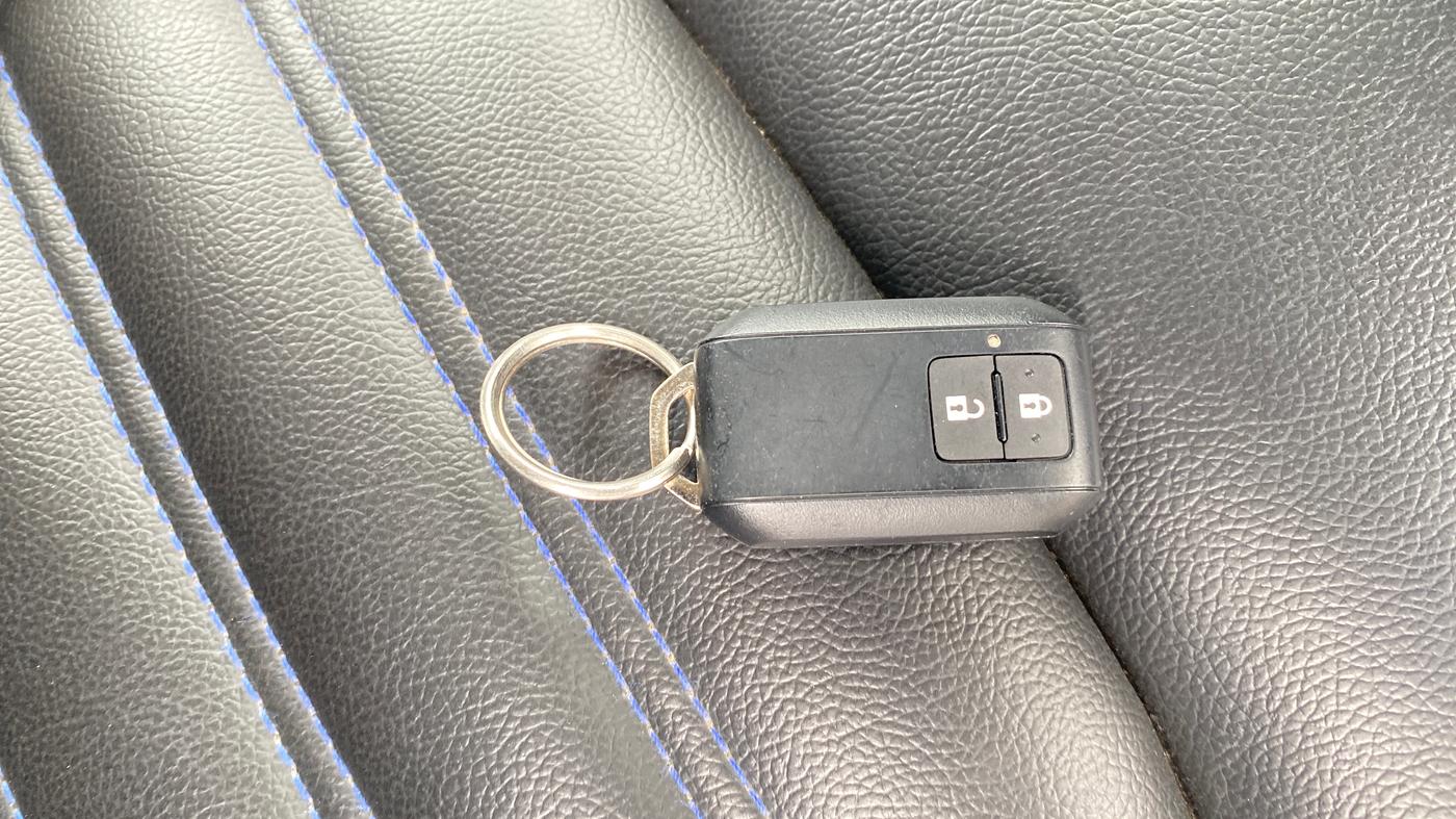 2024 Toyota Glanza G AMT, Petrol, Automatic, 10,086 km, Key Close Up