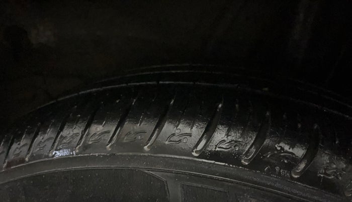 2021 KIA SONET HTX PLUS 1.0 IMT, Petrol, Manual, 64,263 km, Left Rear Tyre Tread