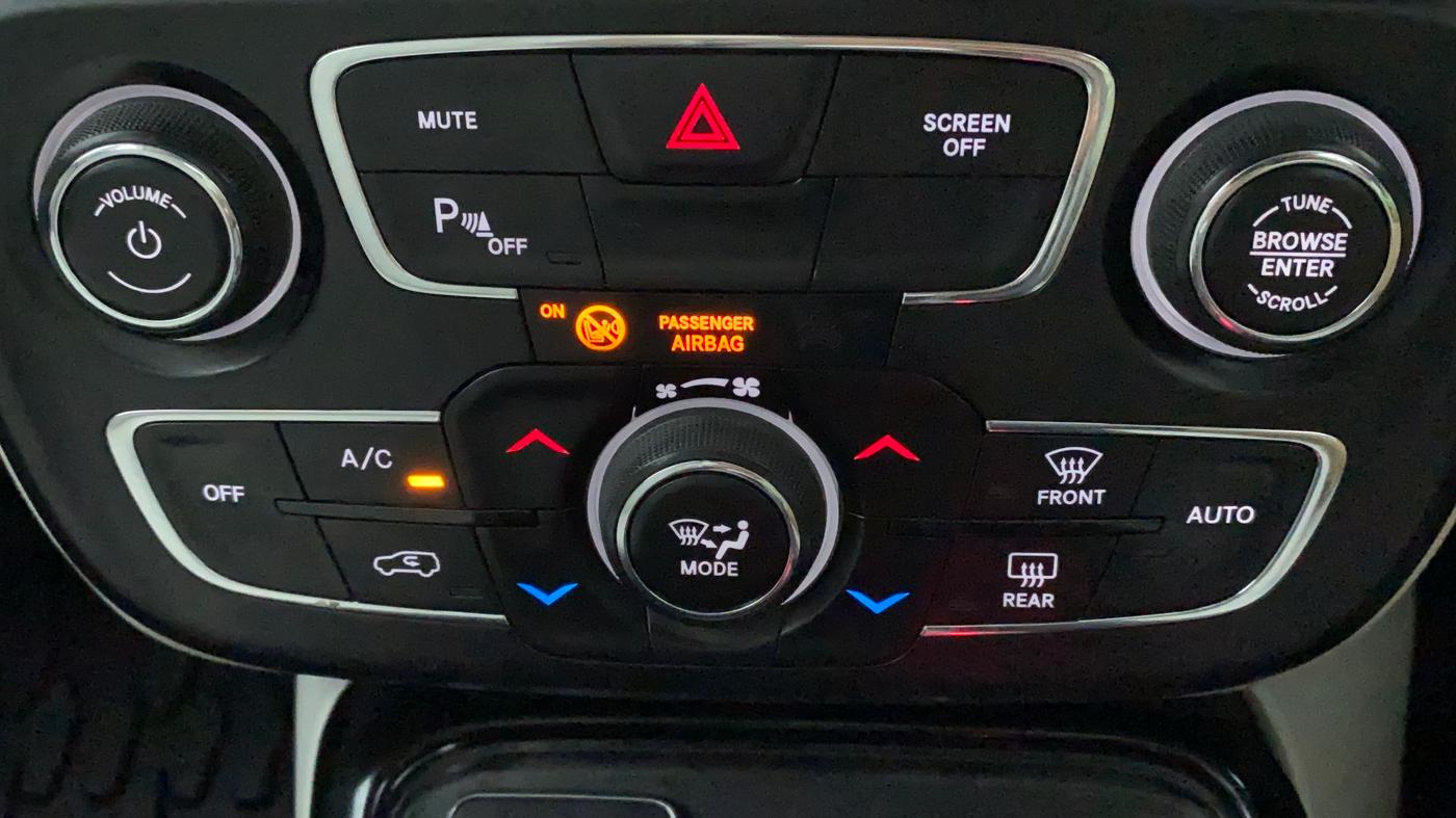 2018 Jeep Compass LIMITED (O) 1.4 PETROL AT, Petrol, Automatic, 22,351 km, Automatic Climate Control