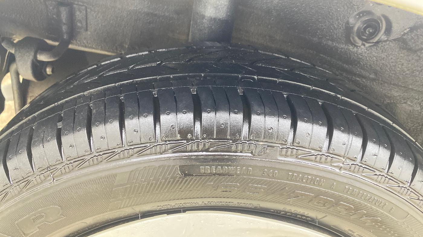 2017 Maruti Celerio VXI AMT, Petrol, Automatic, 42,395 km, Right Rear Tyre Tread