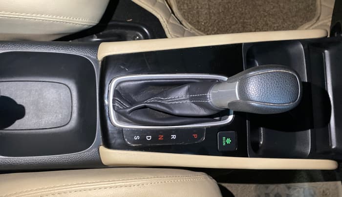 2023 Honda City 1.5L I-VTE V CVT, Petrol, Automatic, 27,903 km, Gear Lever