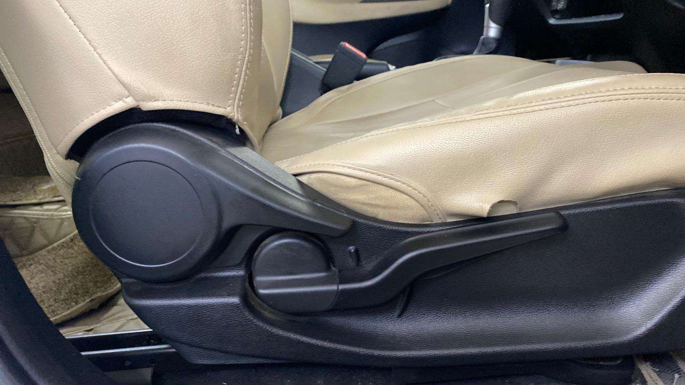 2023 Honda City 1.5L I-VTE V CVT, Petrol, Automatic, 27,903 km, Driver Side Adjustment Panel