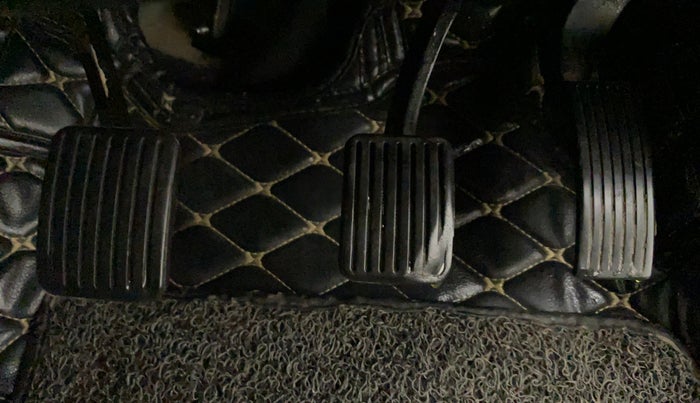 2018 Hyundai Grand i10 SPORTZ 1.2 KAPPA VTVT, CNG, Manual, 66,353 km, Pedals