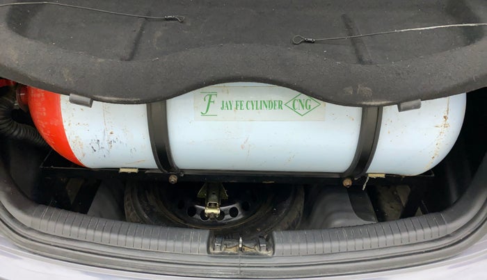 2018 Hyundai Grand i10 SPORTZ 1.2 KAPPA VTVT, CNG, Manual, 66,353 km, Boot Inside