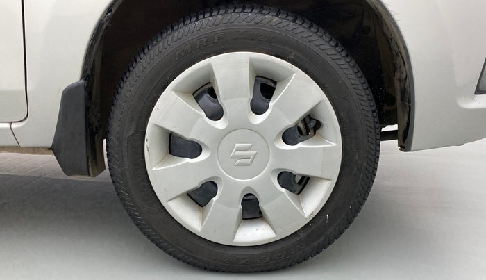 2019 Maruti Alto K10 VXI, CNG, Manual, 27,149 km, Right Front Wheel