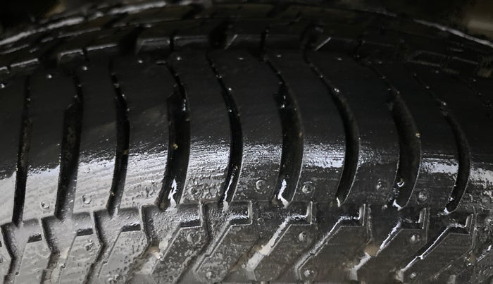 2019 Maruti Alto K10 VXI, CNG, Manual, 27,149 km, Left Rear Tyre Tread