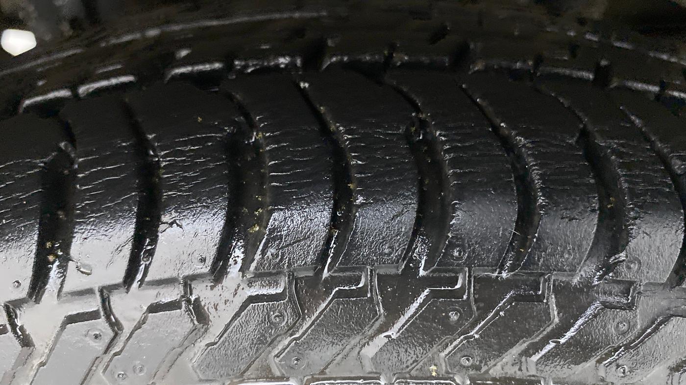 2019 Maruti Alto K10 VXI, CNG, Manual, 27,149 km, Right Rear Tyre Tread