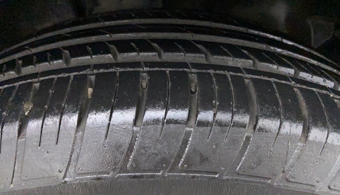 2021 Tata Harrier XZ 2.0L Kryotec, Diesel, Manual, 14,911 km, Right Front Tyre Tread