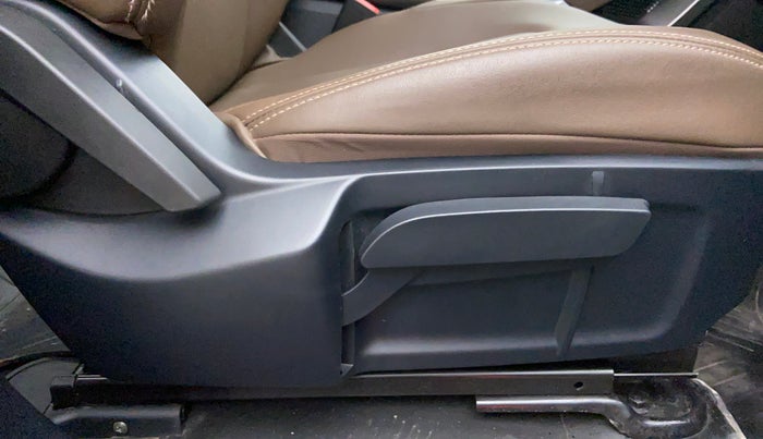 2021 Tata Harrier XZ 2.0L Kryotec, Diesel, Manual, 14,911 km, Driver Side Adjustment Panel