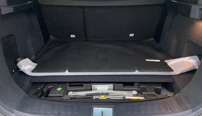 2021 Tata Harrier XZ 2.0L Kryotec, Diesel, Manual, 14,911 km, Boot Inside