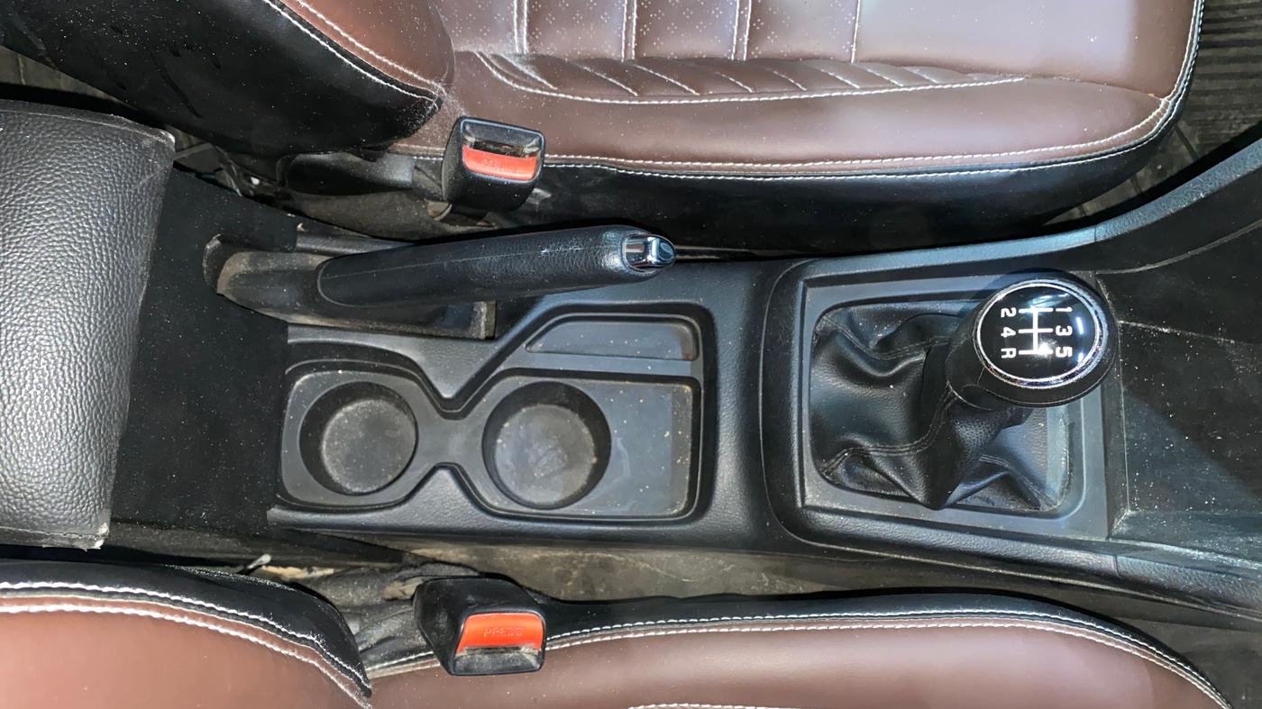 2018 Maruti Vitara Brezza ZDI, Diesel, Manual, 75,894 km, Gear Lever