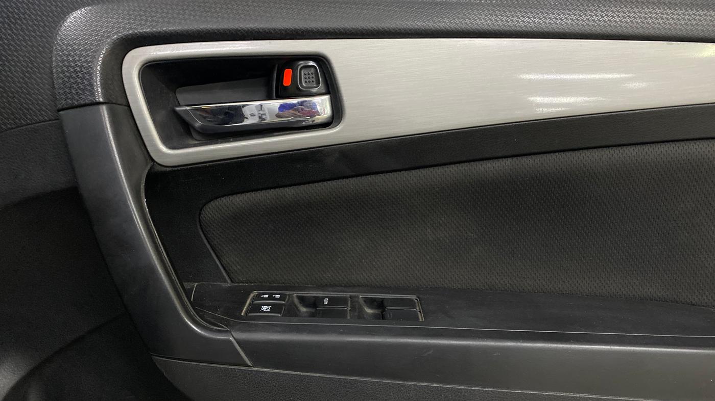 2018 Maruti Vitara Brezza ZDI, Diesel, Manual, 75,894 km, Driver Side Door Panels Control