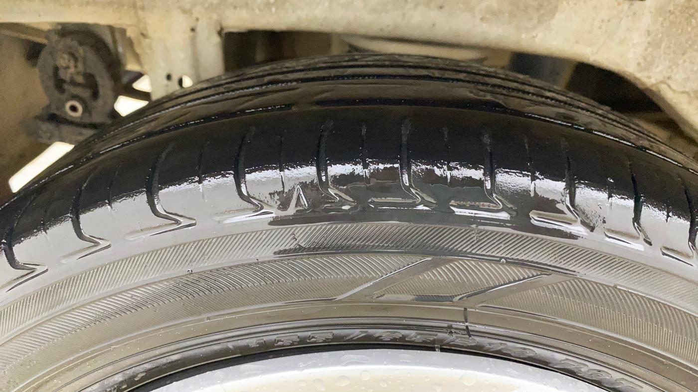 2016 Maruti Alto K10 VXI AMT, CNG, Automatic, 80,754 km, Right Rear Tyre Tread