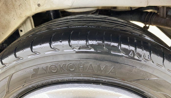 2016 Maruti Alto K10 VXI AMT, CNG, Automatic, 80,754 km, Left Rear Tyre Tread