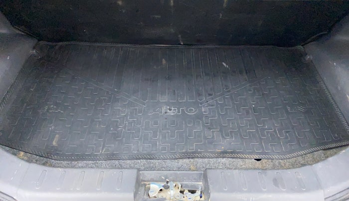 2018 Maruti Alto 800 LXI, Petrol, Manual, 32,279 km, Boot Inside